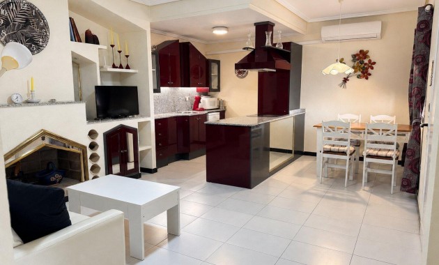 Sale - Bungalow -
Torrevieja - La siesta