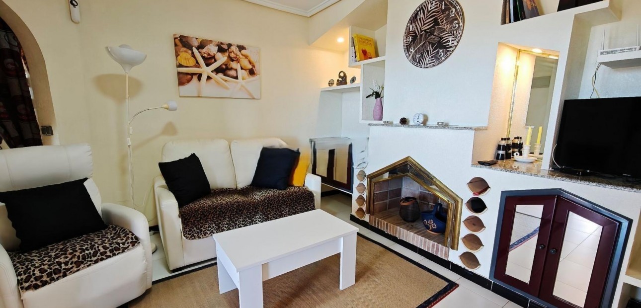 Sale - Bungalow -
Torrevieja - La siesta