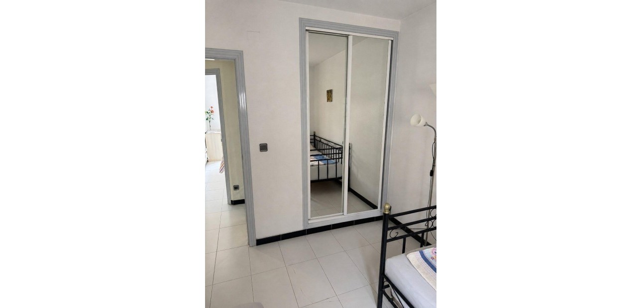 Sale - Bungalow -
Torrevieja - La siesta