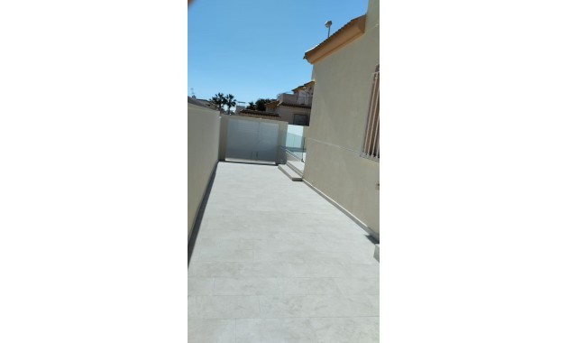 Sale - Villa -
Torrevieja - Torreblanca