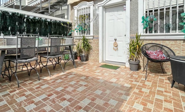 Sale - Bungalow -
Torrevieja - La Siesta - El Salado -  Torreta
