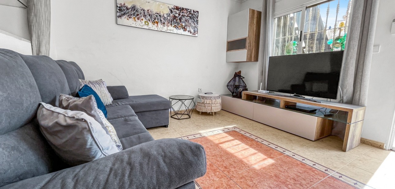 Sale - Bungalow -
Torrevieja - La Siesta - El Salado -  Torreta