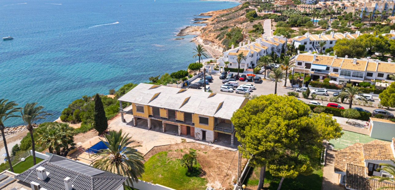 Sale - Villa / House -
Orihuela Costa - Cabo Roig