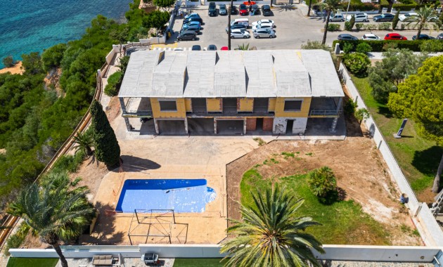 Sale - Villa / House -
Orihuela Costa - Cabo Roig