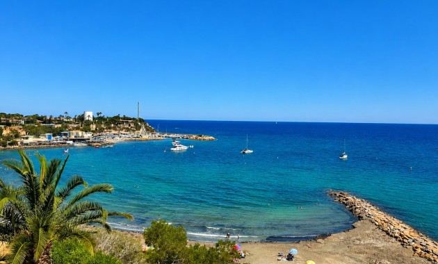 Sale - Villa / House -
Orihuela Costa - Cabo Roig