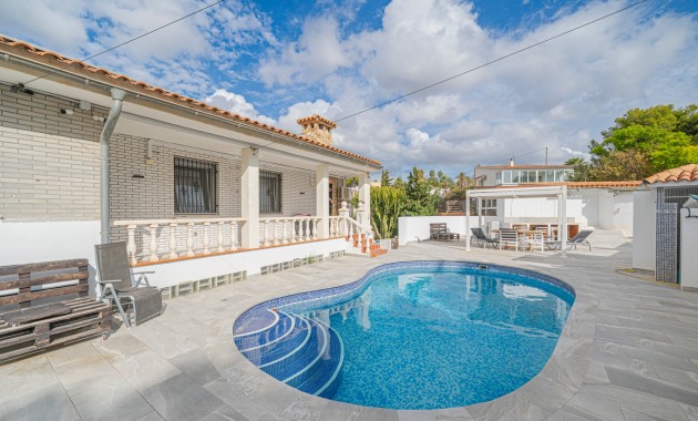 Sale - Detached Villa -
la Nucia - Panorama
