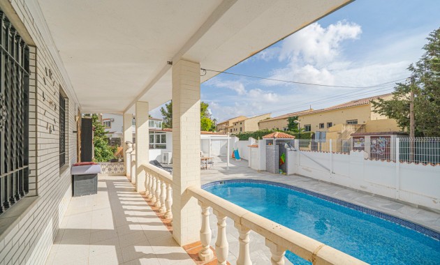 Sale - Detached Villa -
la Nucia - Panorama