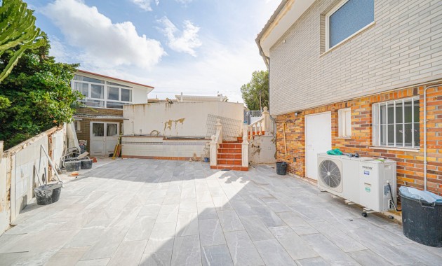 Sale - Detached Villa -
la Nucia - Panorama
