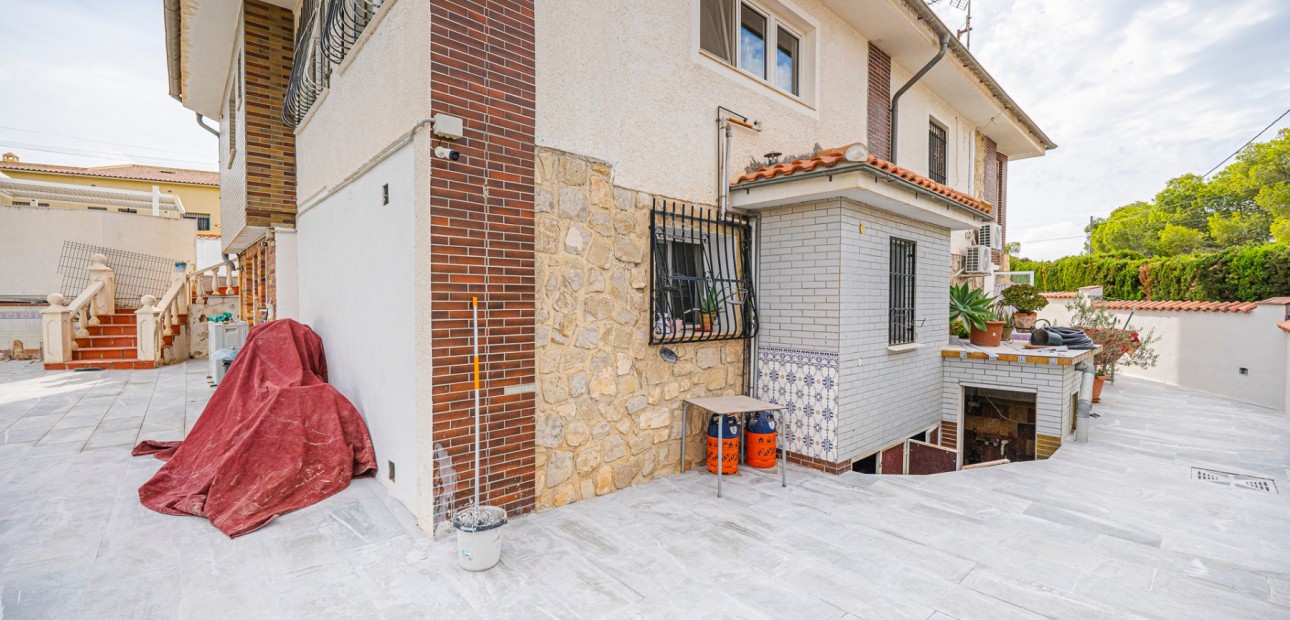 Sale - Detached Villa -
la Nucia - Panorama