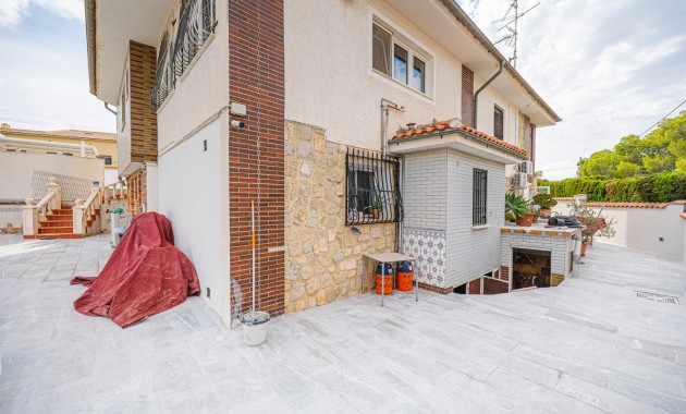 Sale - Detached Villa -
la Nucia - Panorama