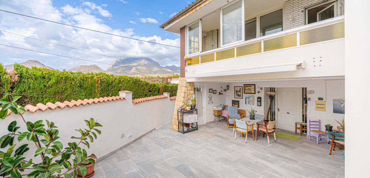 Sale - Detached Villa -
la Nucia - Panorama