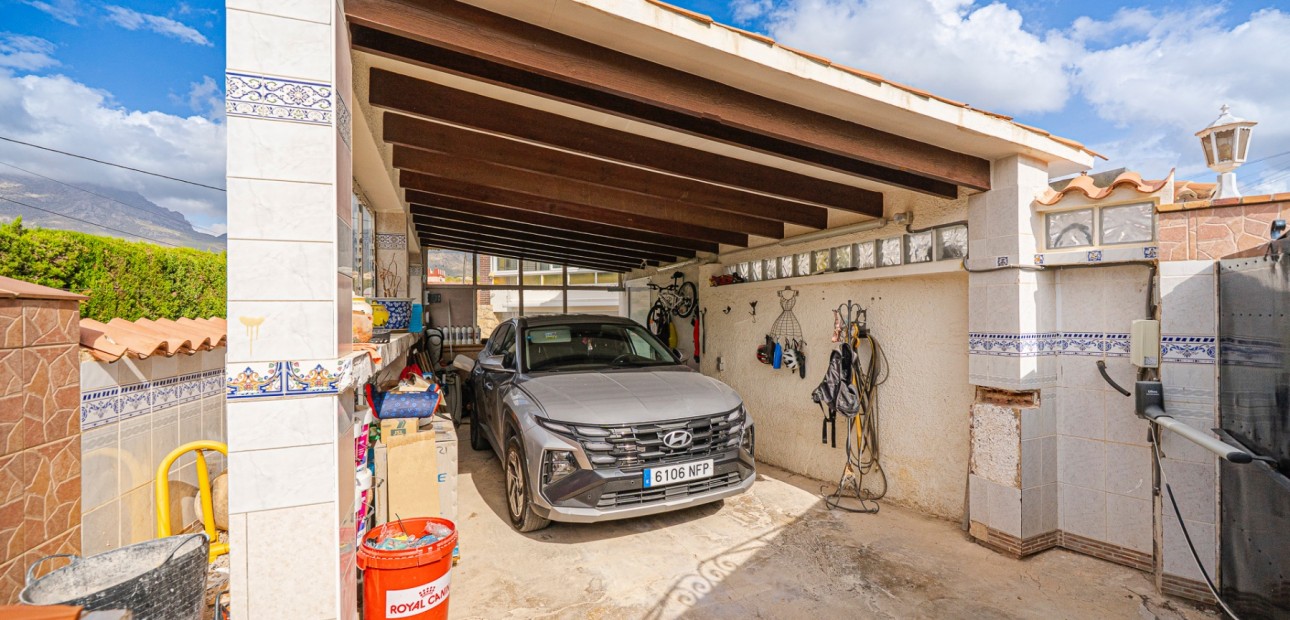 Sale - Detached Villa -
la Nucia - Panorama