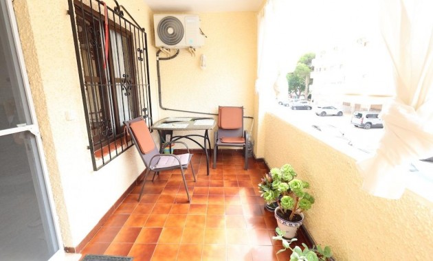 Venta - Bungalow -
Orihuela Costa - Campoamor