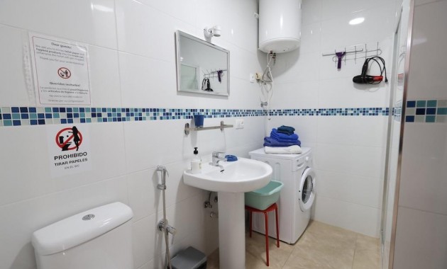 Venta - Bungalow -
Orihuela Costa - Campoamor