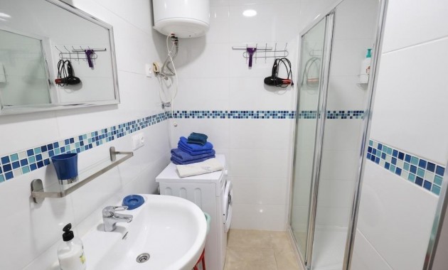 Venta - Bungalow -
Orihuela Costa - Campoamor