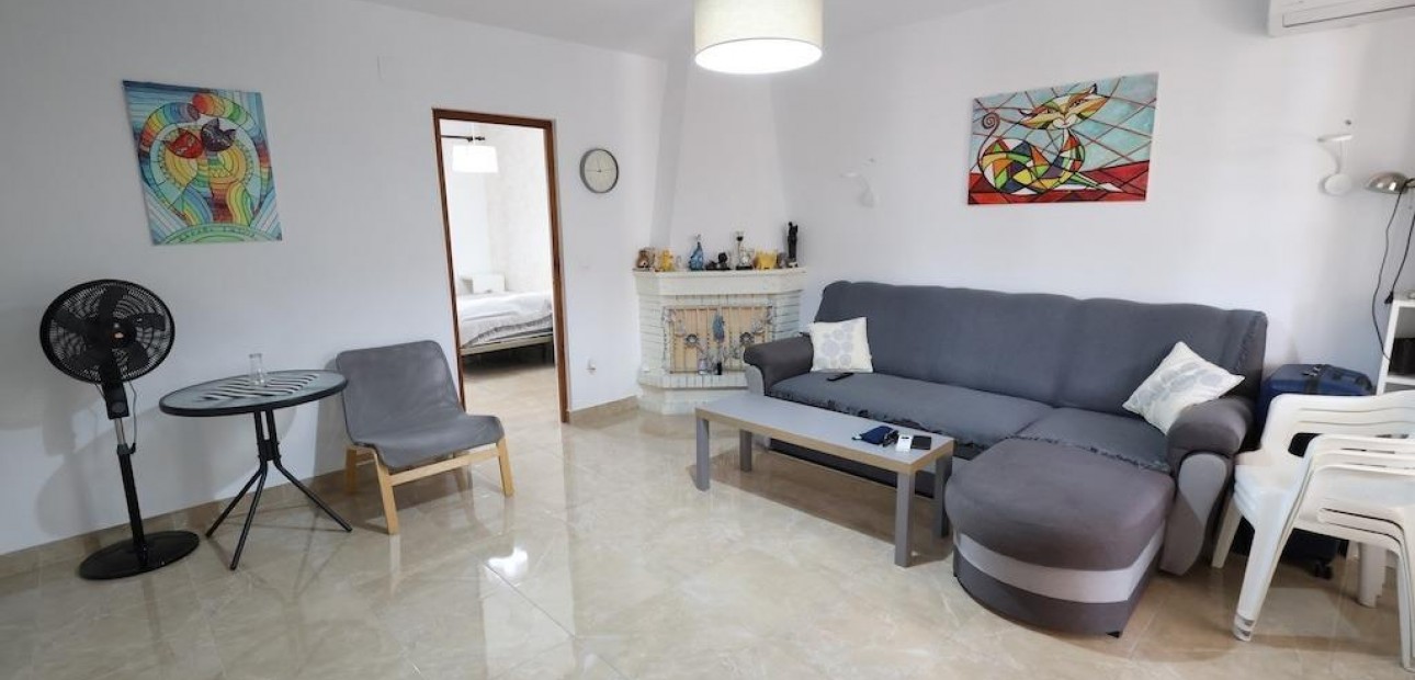 Venta - Bungalow -
Orihuela Costa - Campoamor