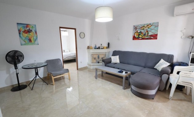 Venta - Bungalow -
Orihuela Costa - Campoamor