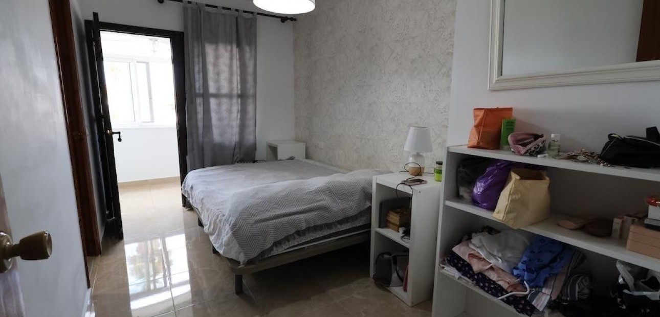 Venta - Bungalow -
Orihuela Costa - Campoamor