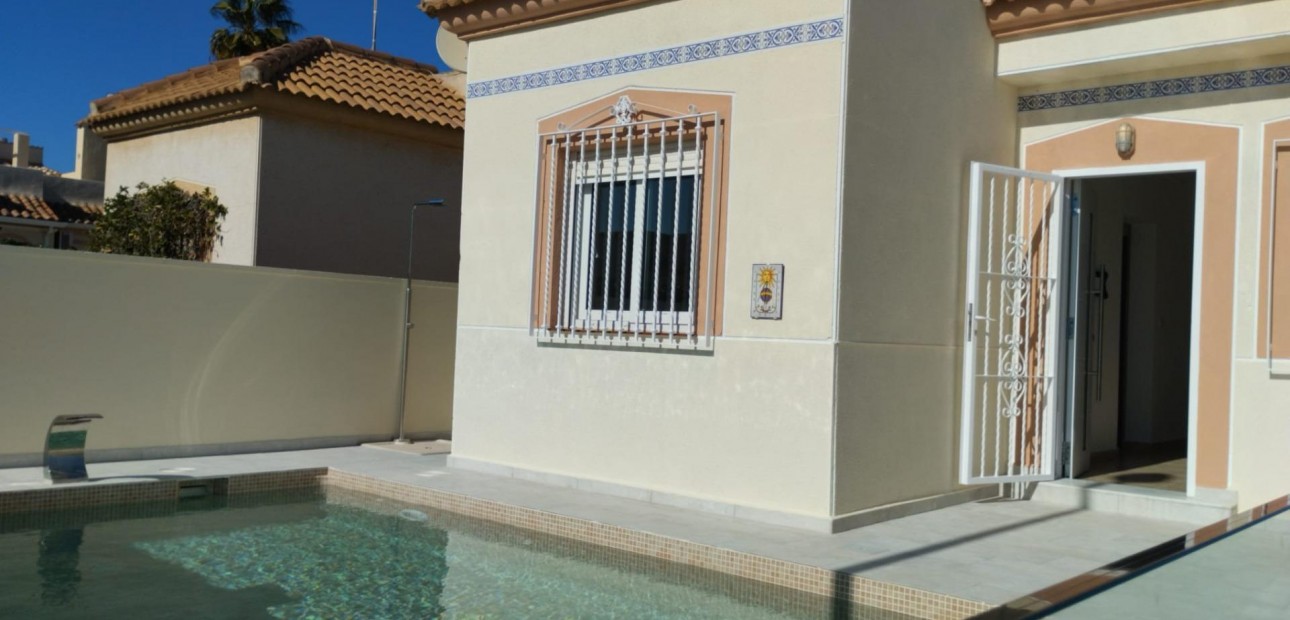 Venta - Villa -
Torrevieja - Torreblanca