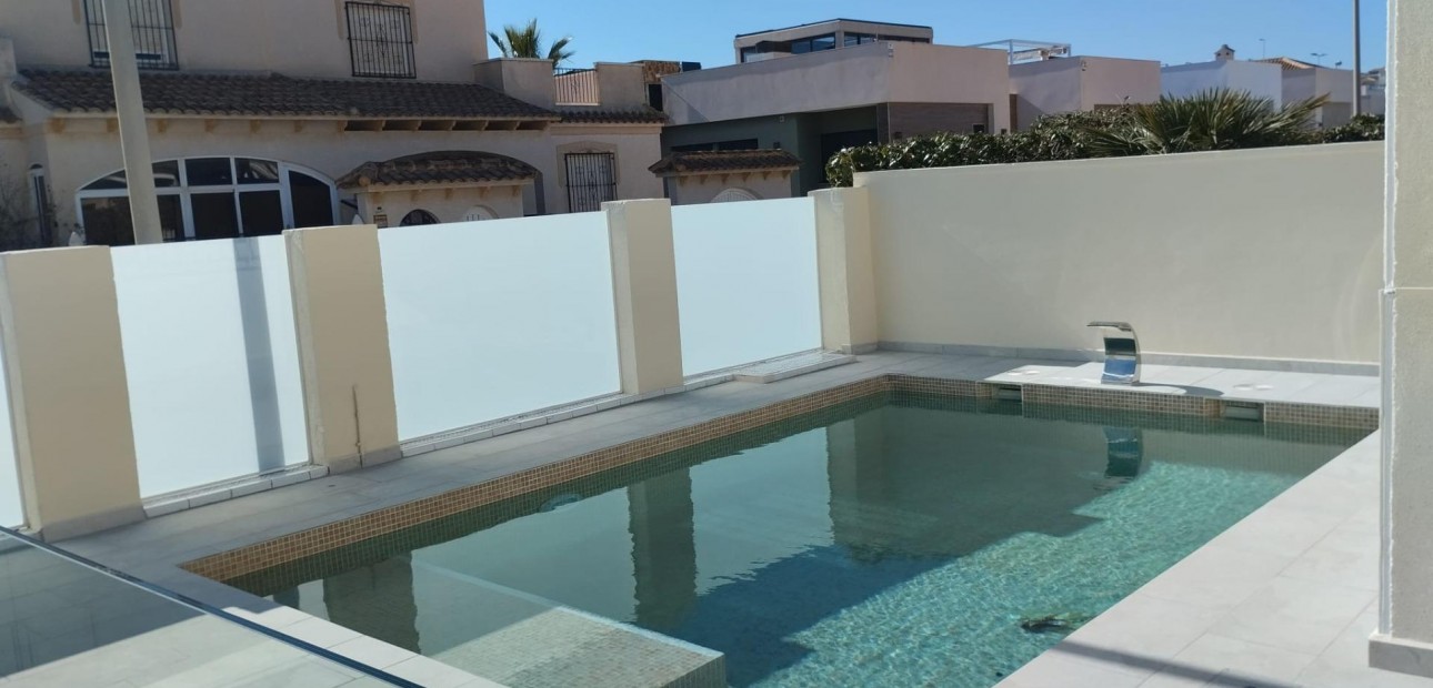 Venta - Villa -
Torrevieja - Torreblanca