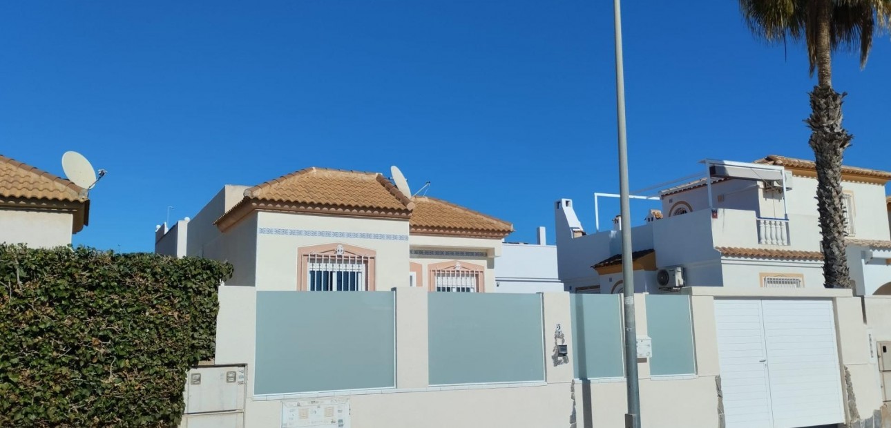 Venta - Villa -
Torrevieja - Torreblanca