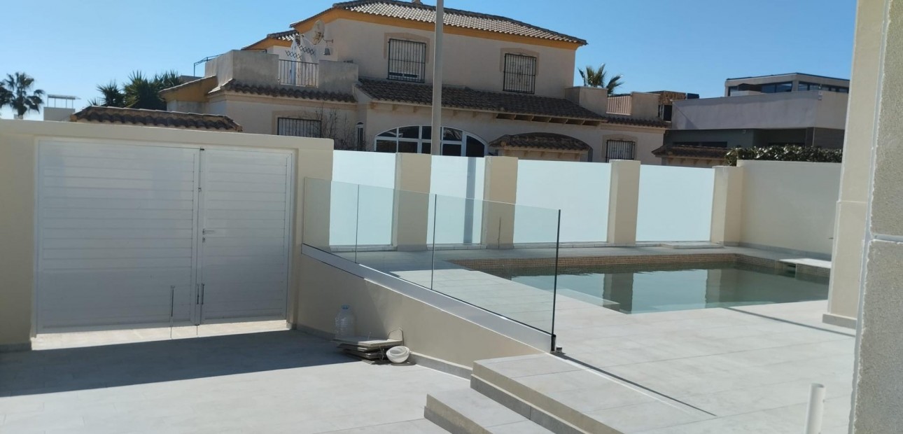Venta - Villa -
Torrevieja - Torreblanca