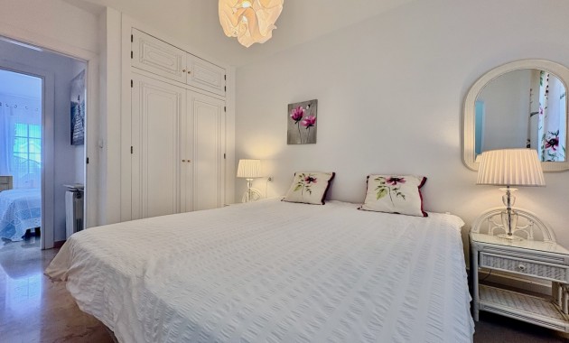Venta - Adosado -
Orihuela - Villamartin