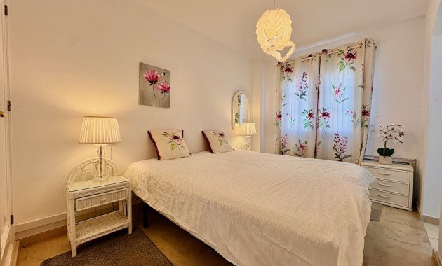 Venta - Adosado -
Orihuela - Villamartin