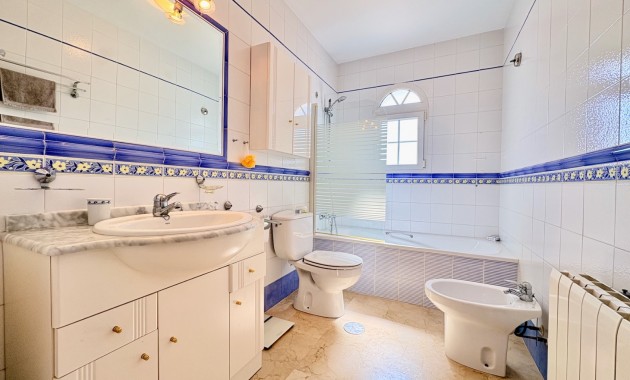 Venta - Adosado -
Orihuela - Villamartin