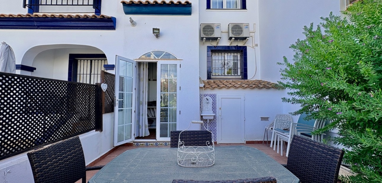 Venta - Adosado -
Orihuela - Villamartin