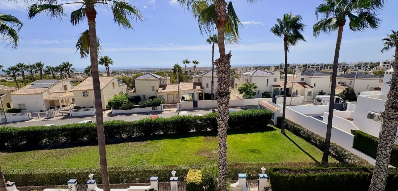 Venta - Adosado -
Orihuela - Villamartin