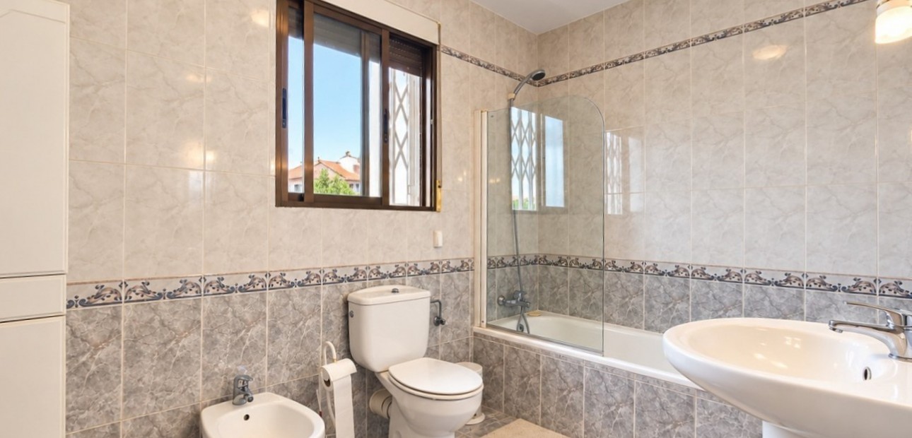 Venta - Adosado -
Torrevieja - Torrevieja - Centre