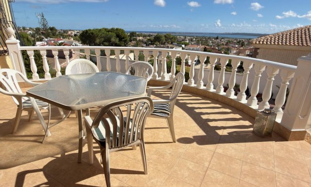 Venta - Villa -
Ciudad Quesada - Costa Blanca