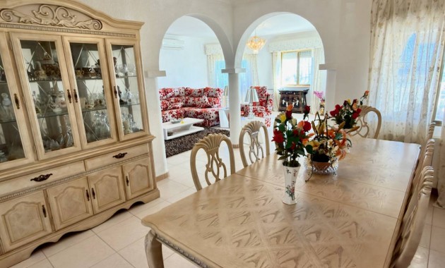 Venta - Villa -
Ciudad Quesada - Costa Blanca