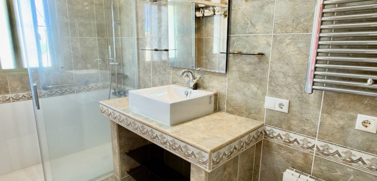 Venta - Villa -
Ciudad Quesada - Costa Blanca