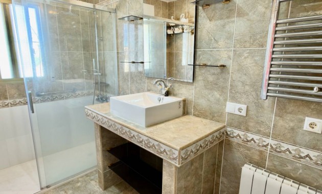 Venta - Villa -
Ciudad Quesada - Costa Blanca