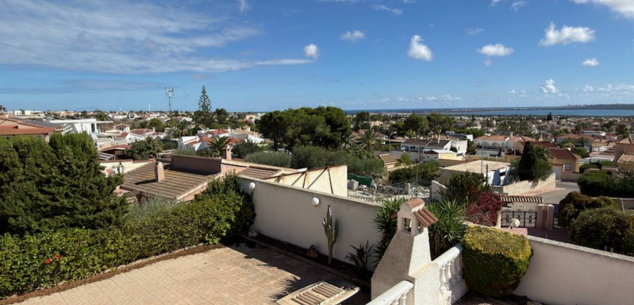 Venta - Villa -
Ciudad Quesada - Costa Blanca