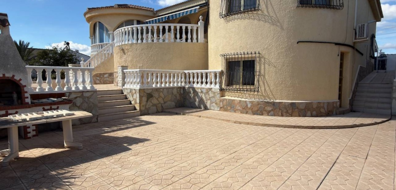 Venta - Villa -
Ciudad Quesada - Costa Blanca