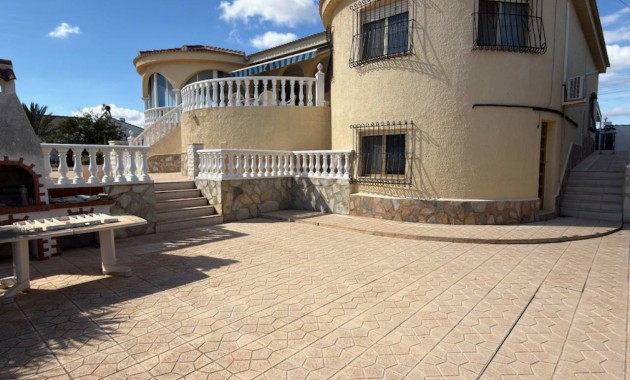 Venta - Villa -
Ciudad Quesada - Costa Blanca