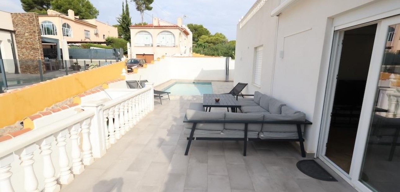 Venta - Villa -
Torrevieja - Los Balcones - Los Altos del Edén