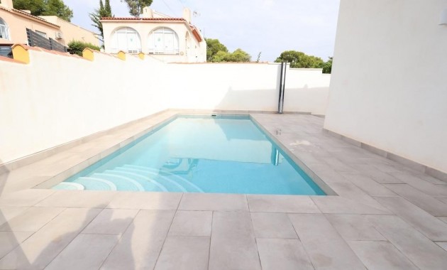 Venta - Villa -
Torrevieja - Los Balcones - Los Altos del Edén