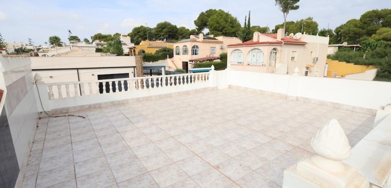 Venta - Villa -
Torrevieja - Los Balcones - Los Altos del Edén