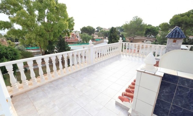 Venta - Villa -
Torrevieja - Los Balcones - Los Altos del Edén