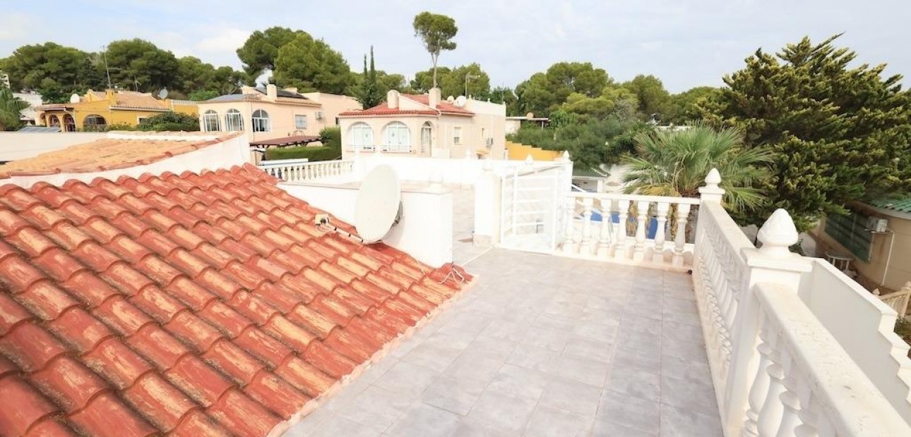 Venta - Villa -
Torrevieja - Los Balcones - Los Altos del Edén