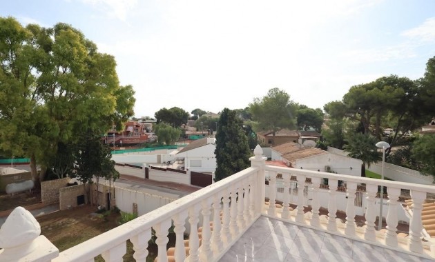 Venta - Villa -
Torrevieja - Los Balcones - Los Altos del Edén