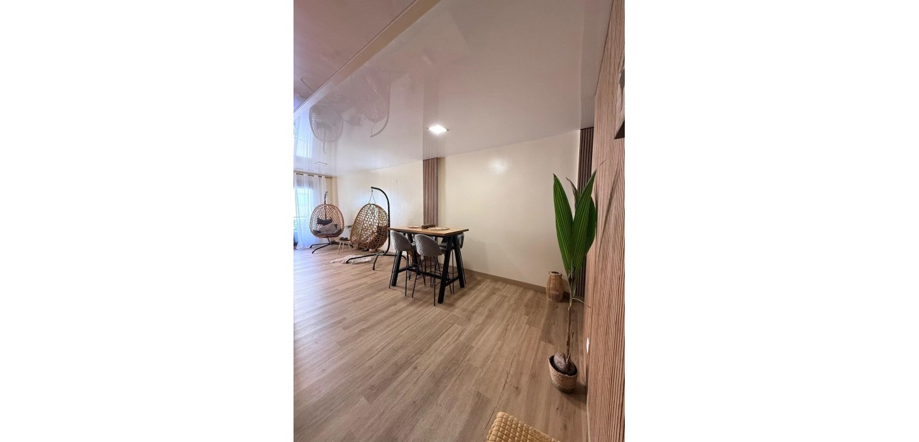 Sale - Apartment / flat -
Torrevieja - torrevieja