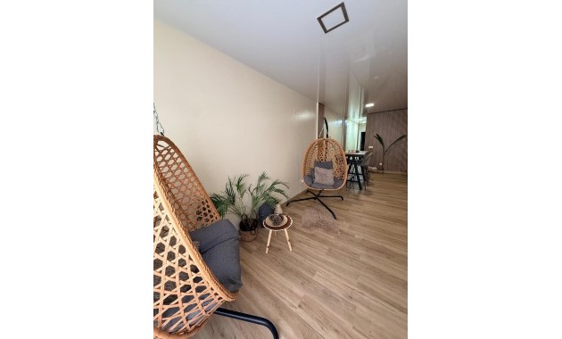 Sale - Apartment / flat -
Torrevieja - torrevieja