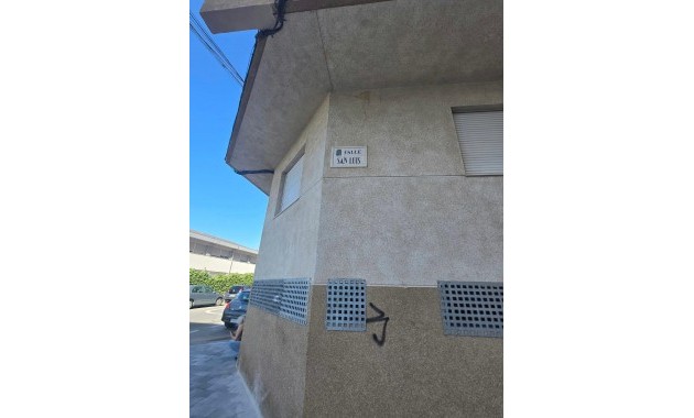 Sale - Apartment / flat -
Torrevieja - torrevieja