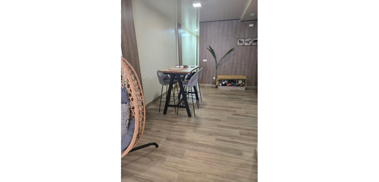 Sale - Apartment / flat -
Torrevieja - torrevieja