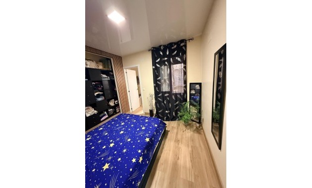 Sale - Apartment / flat -
Torrevieja - torrevieja